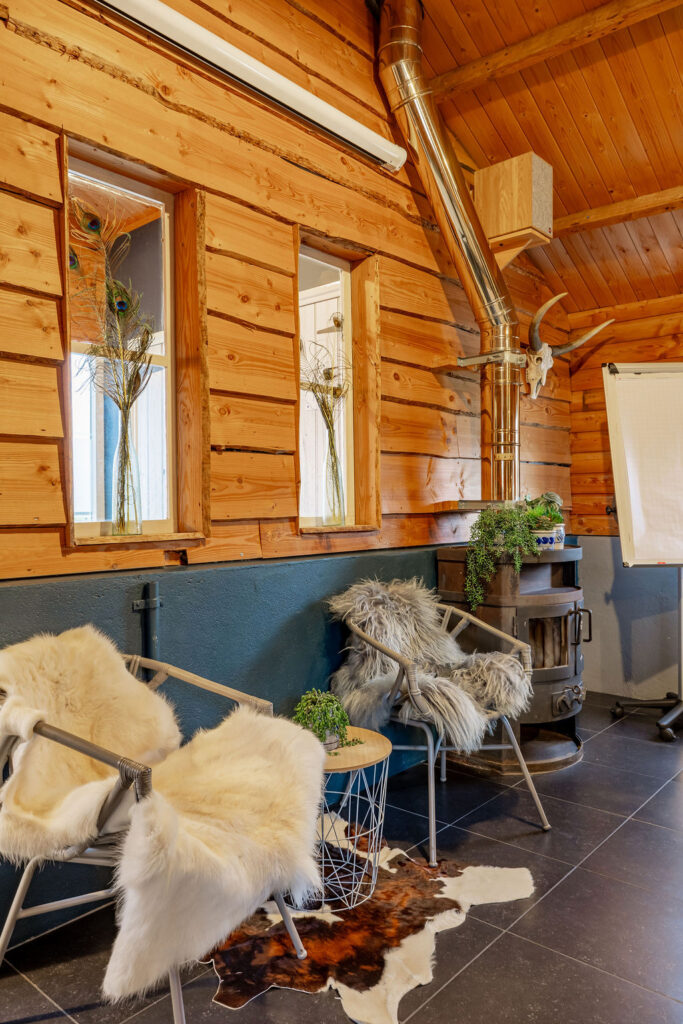 Vergaderen bij de boer, Vergaderlocatie Bij Aaltje aan de Linie, Vergaderruimte Boerenzwaluw