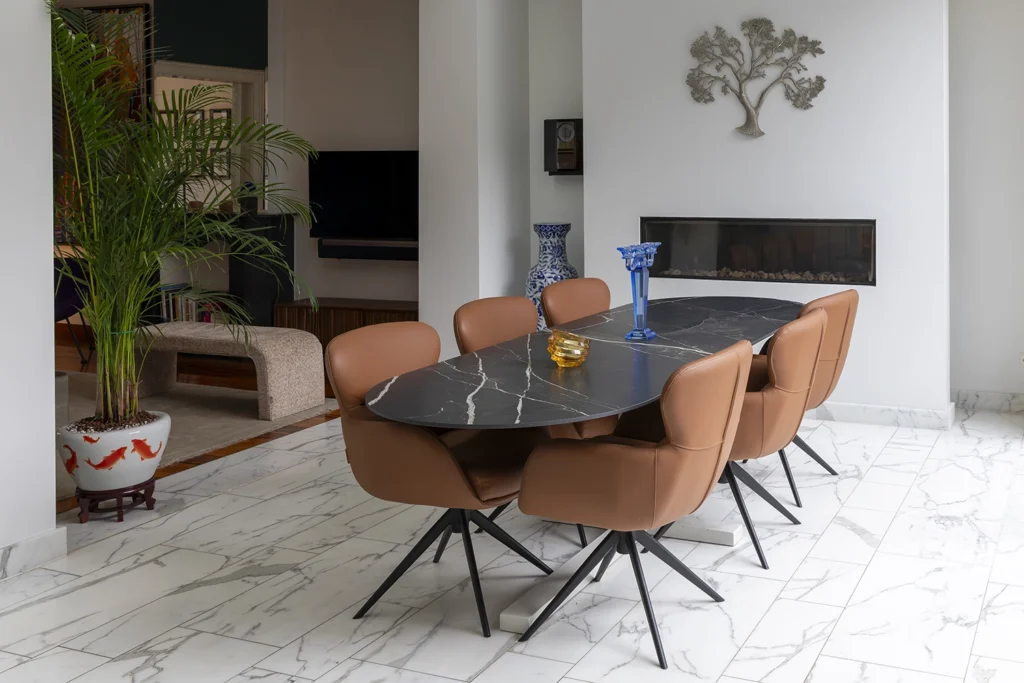 Anders Vergaderen in Maastricht, kleinschalig vergaderen bij Math en Chris, vergaderlocatie in de stad