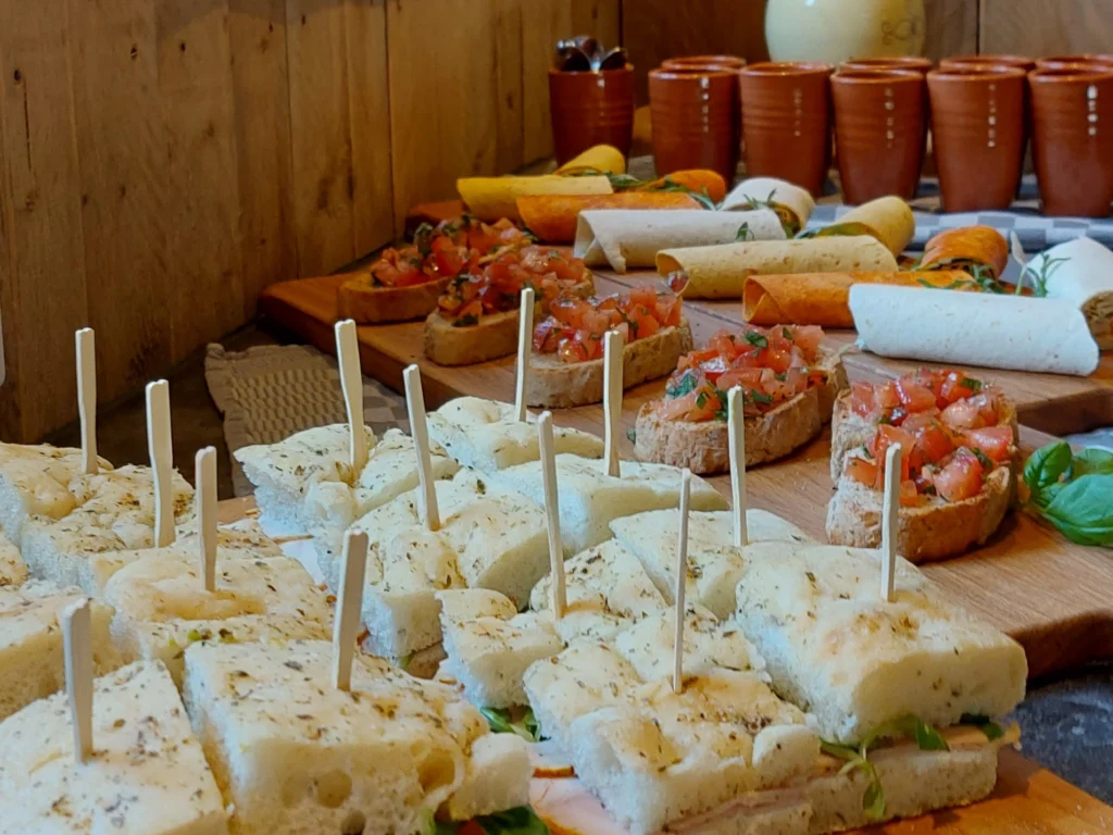 Vergaderen in Utrecht, Vergaderen in het bos bij vergaderlocatie Inn the Woods - Lunch