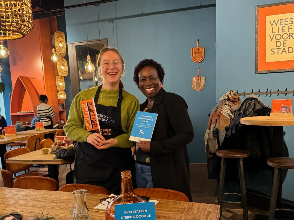 Vergaderlocatie & Community dat is Hemelsbreed Café, Vergaderen met impact in Amsterdam, Sociale Tafel