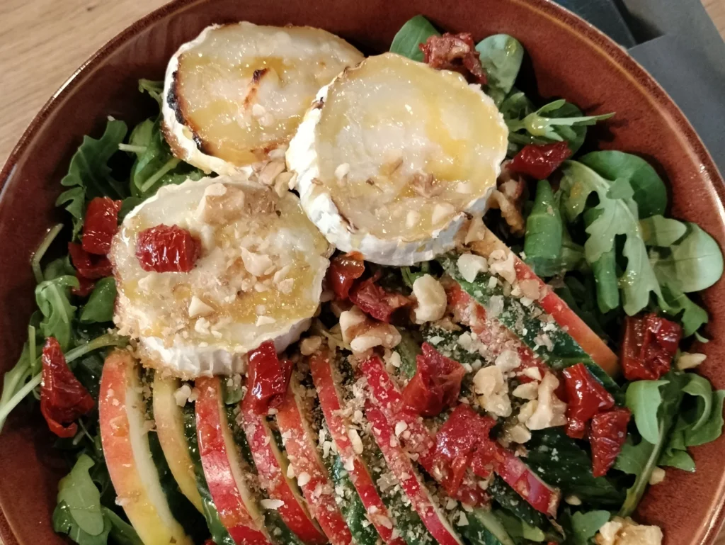 Vergaderlocatie & Community dat is Hemelsbreed Café, Vergaderen met impact in Amsterdam, Verse Lunch